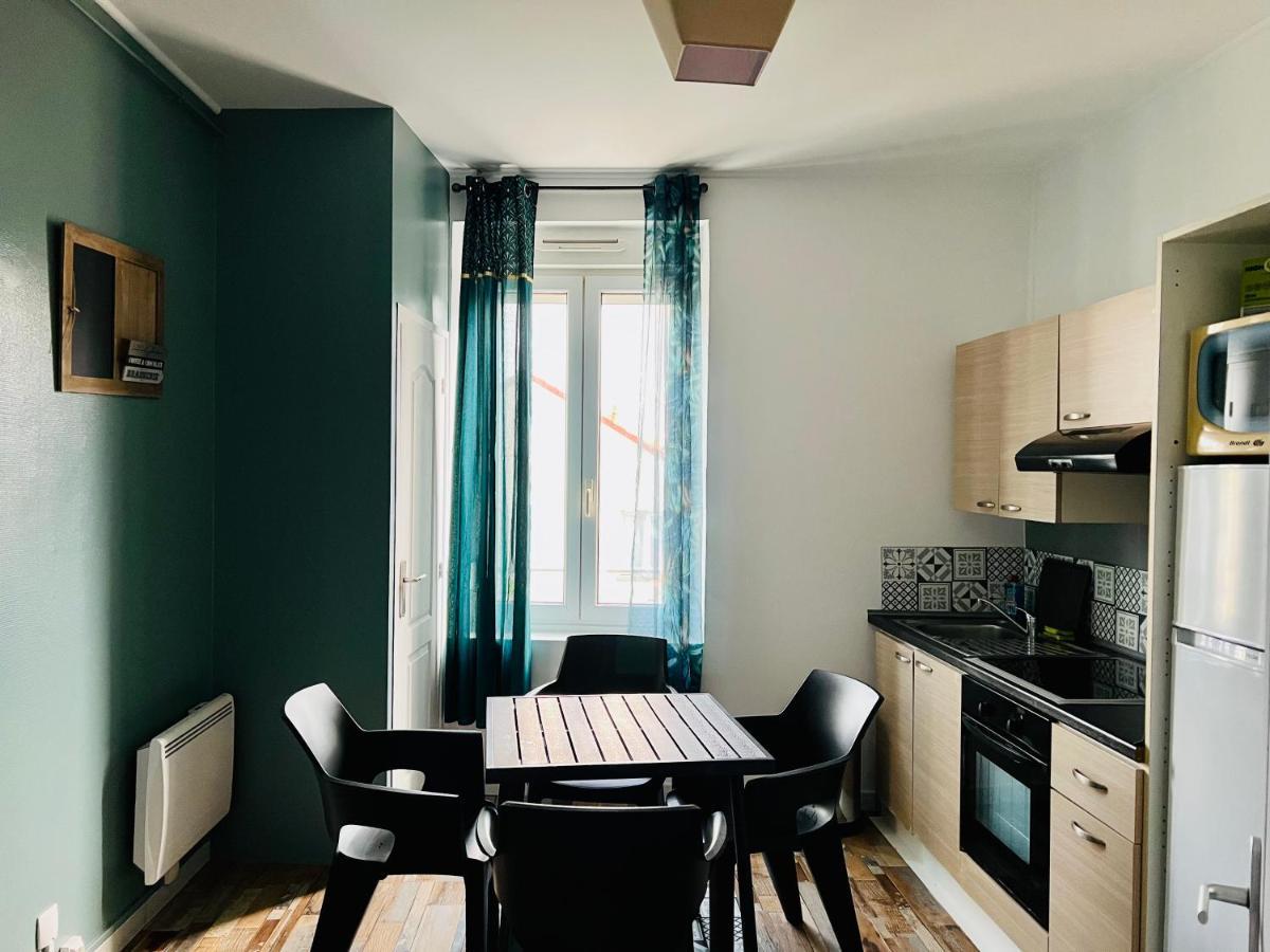 La Plume Wifi Parking Un-Sejour-A-Part Apartment Clouange Bagian luar foto