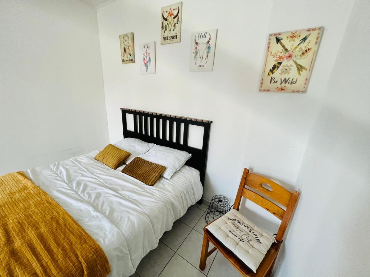 La Plume Wifi Parking Un-Sejour-A-Part Apartment Clouange Bagian luar foto