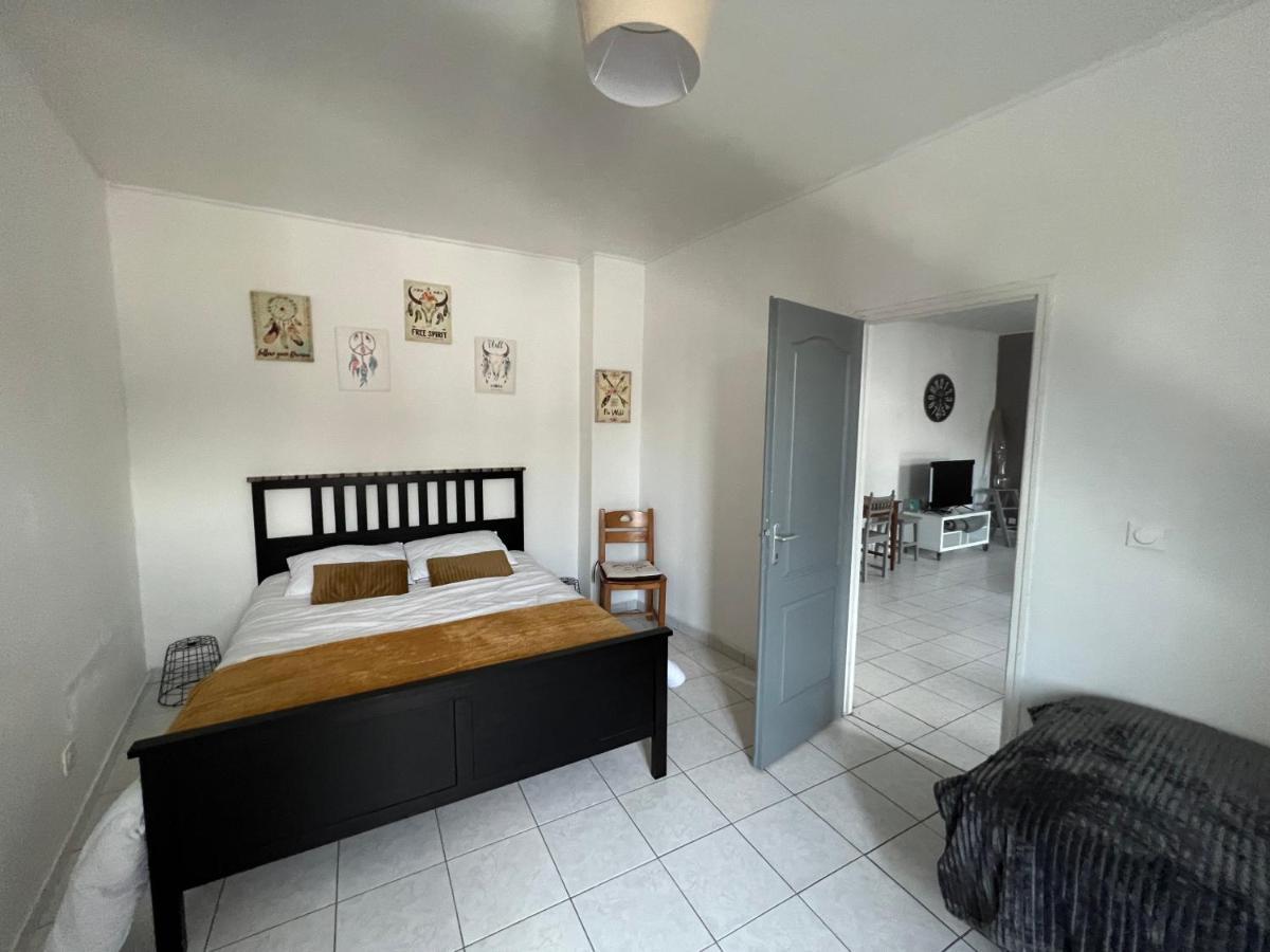 La Plume Wifi Parking Un-Sejour-A-Part Apartment Clouange Bagian luar foto