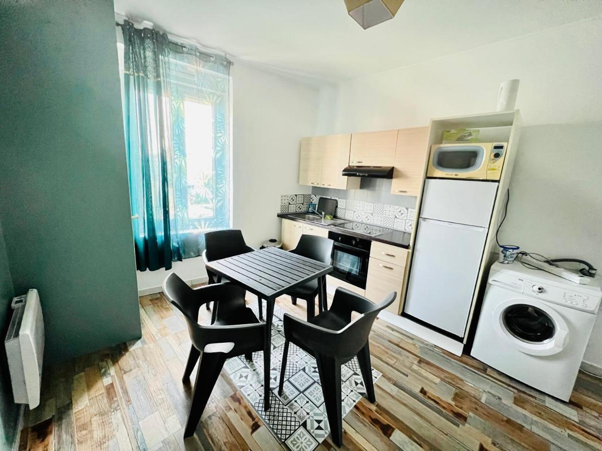 La Plume Wifi Parking Un-Sejour-A-Part Apartment Clouange Bagian luar foto